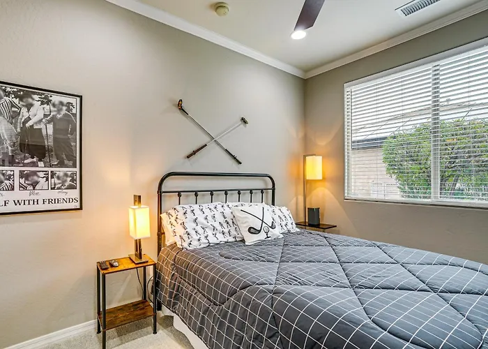 Backyard Paradise & Community Perks: Oasis Holiday home